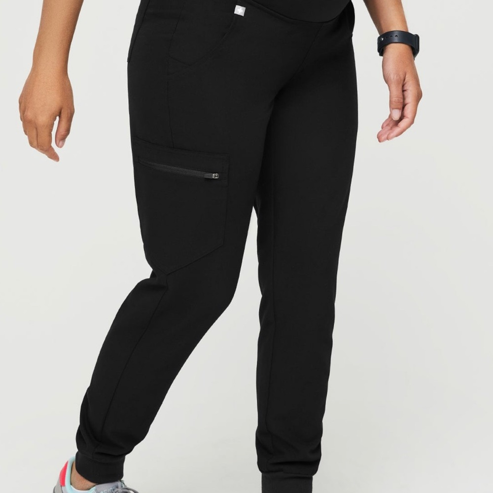 Figs scrubs